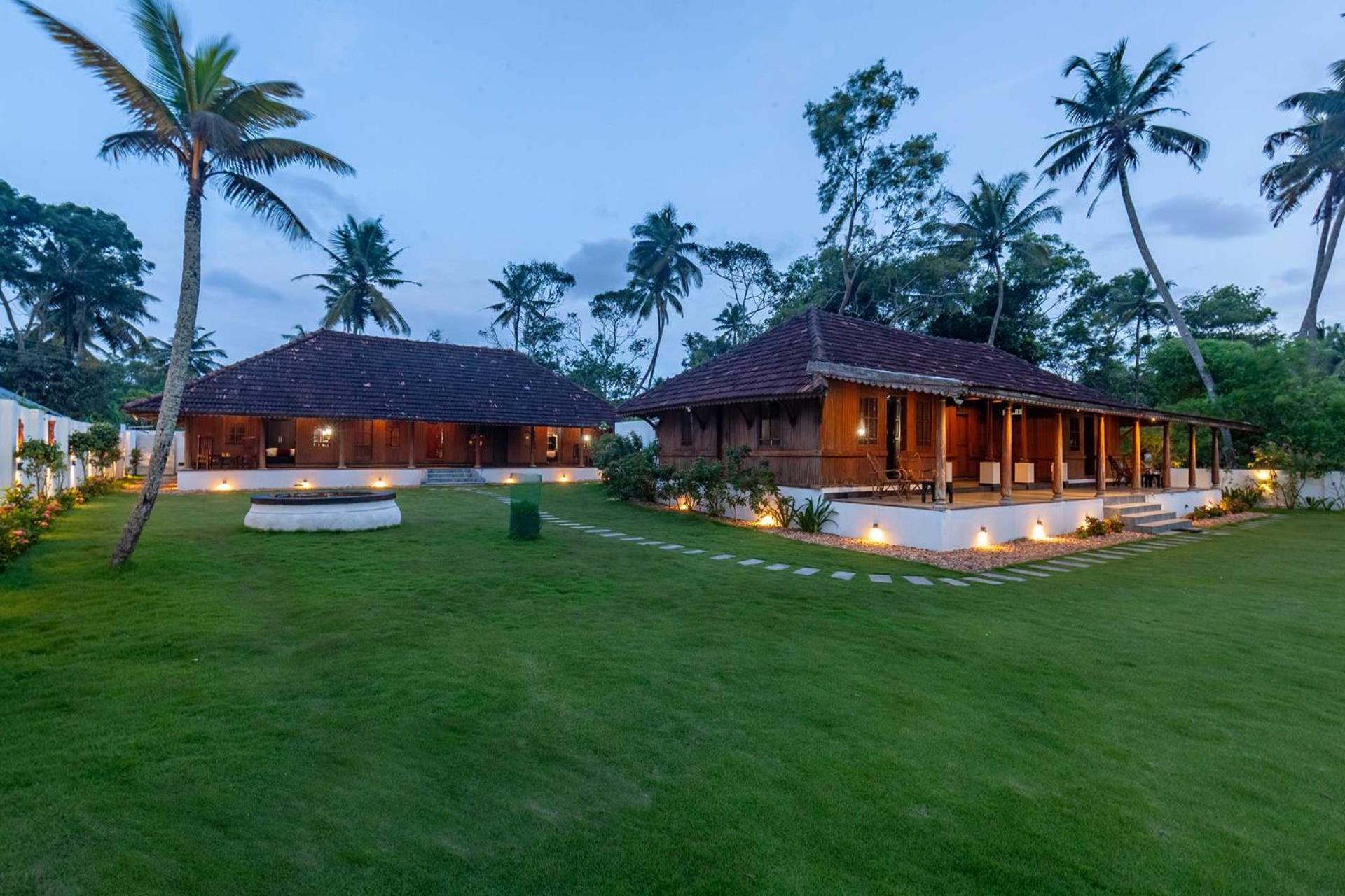 Deshadan'S Tarangi Beach Villas,Marari 马拉利库兰 外观 照片