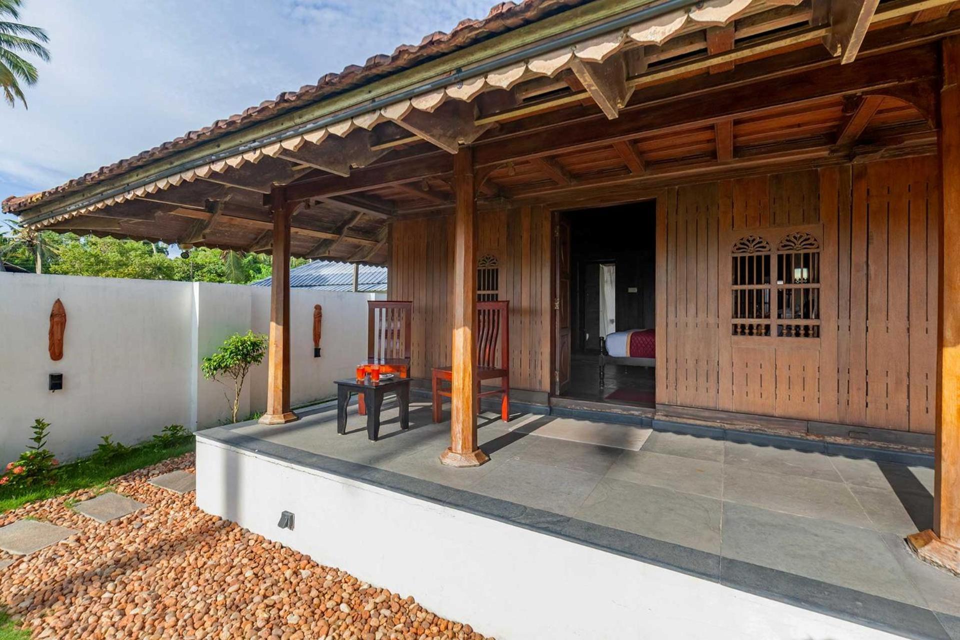 Deshadan'S Tarangi Beach Villas,Marari 马拉利库兰 外观 照片