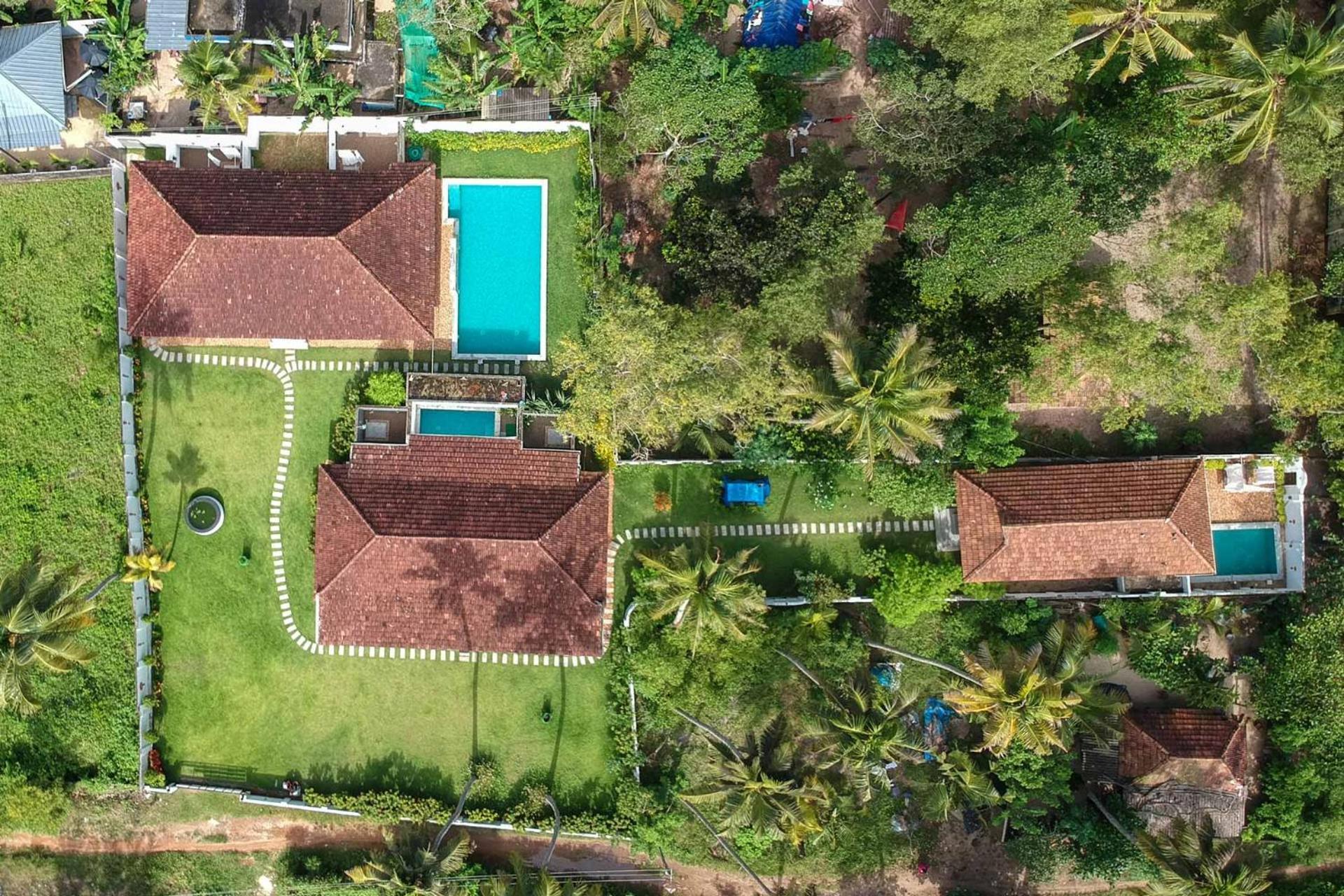 Deshadan'S Tarangi Beach Villas,Marari 马拉利库兰 外观 照片