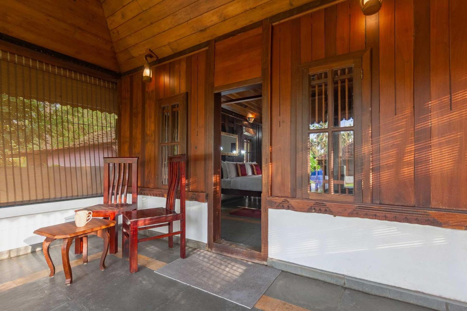 Deshadan'S Tarangi Beach Villas,Marari 马拉利库兰 外观 照片